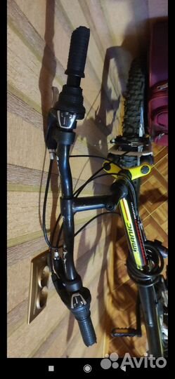 Продам коня стоит пылится пробег зал,балкон,корид