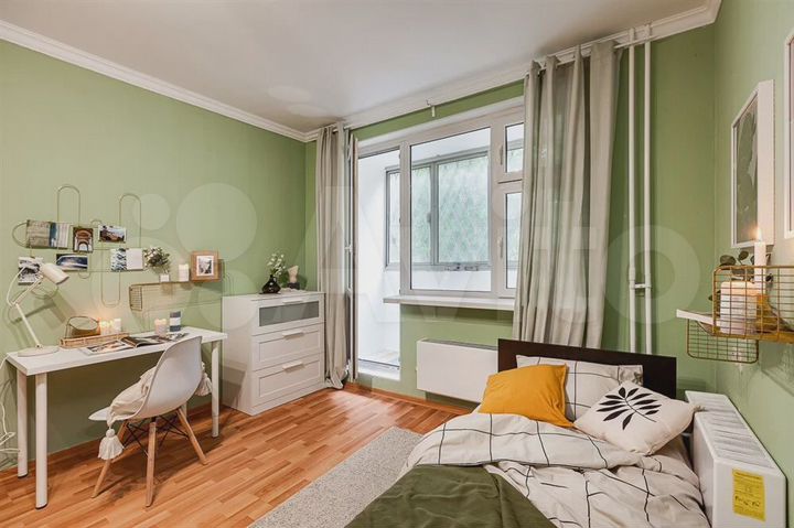 Комната 18 м² в 3-к., 1/17 эт.