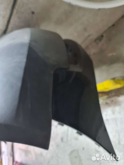 Задний бампер на Вольво XC90