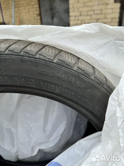 Continental ContiWinterContact TS 830 P 225/45 R18