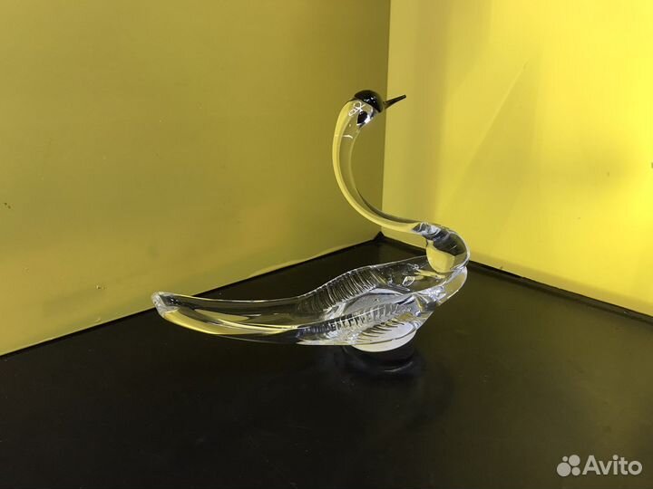 Z.7165 Винтажная стеклянная фигурка Лебедь