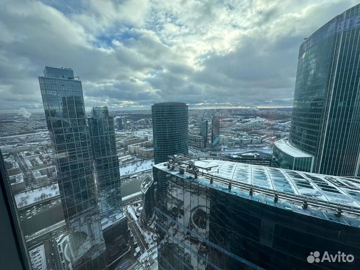 ООО со счетом/оборотом/историей/без долгов