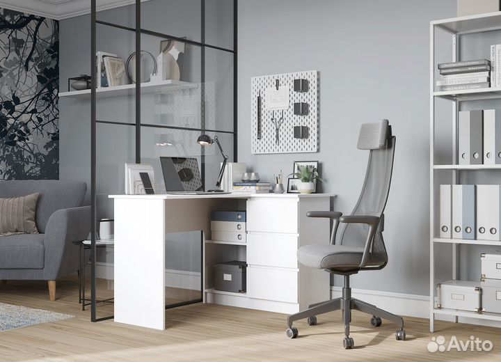 Угловой письменный стол