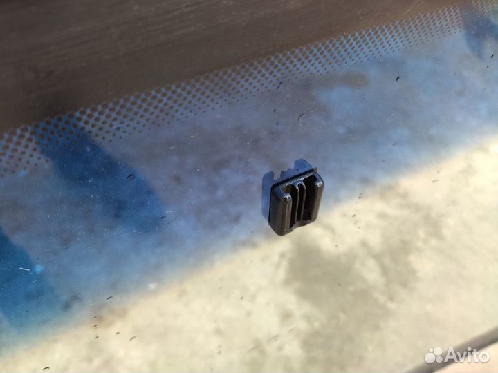 Стекло лобовое Peugeot 406