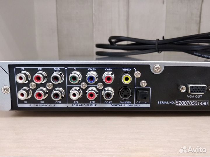 DVD-проигрыватель с пультом