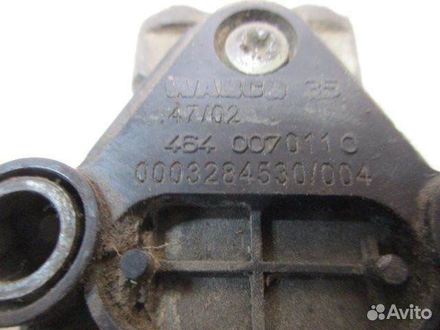 Кран уровня пола кабины Mercedes Benz Axor