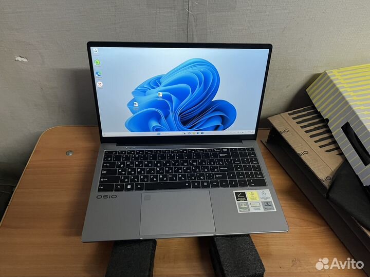 Ноутбук osio