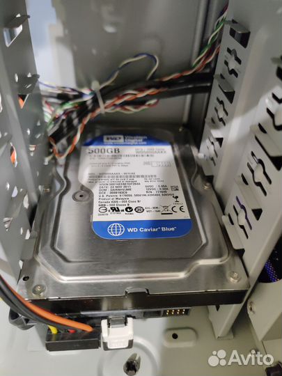 Жесткий диск 500 гб WD Blue wd5000aakx