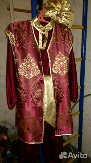 Новогодний костюм Султана