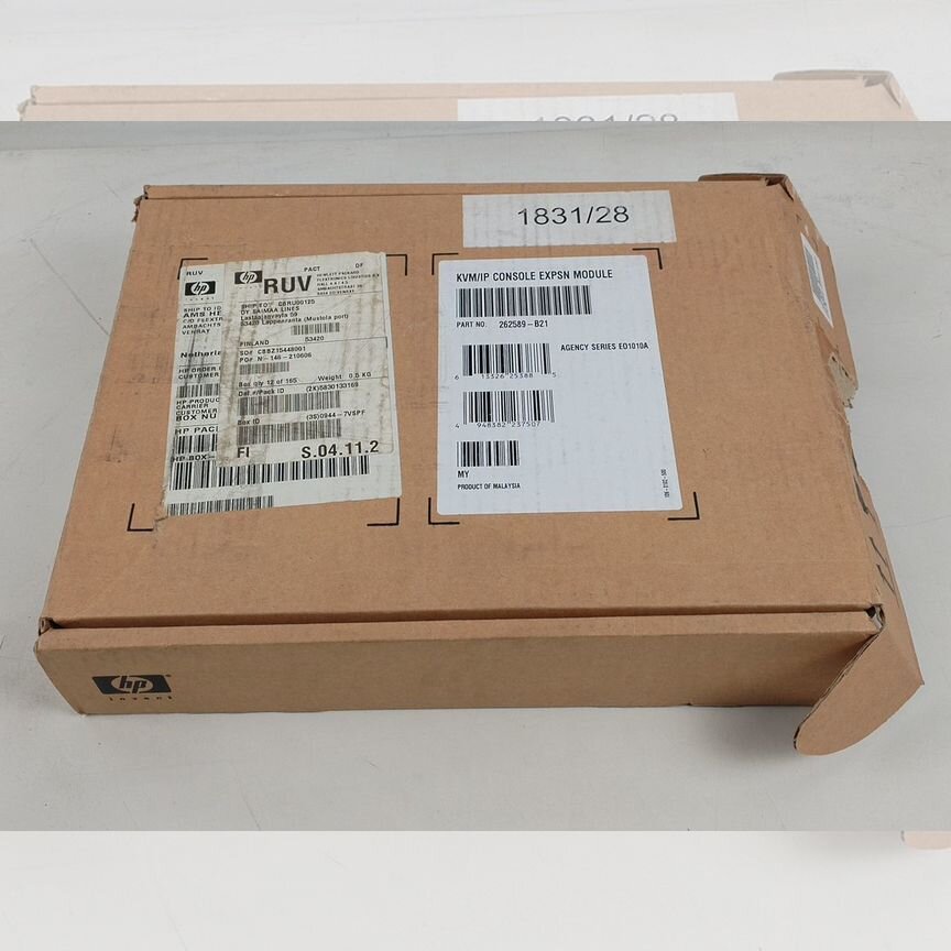 [262589-B21] Kvm-Коммутатор Hpe 262589-B21