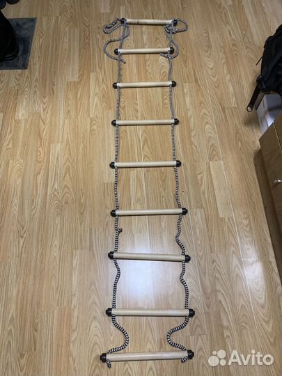 Веревочная лестница