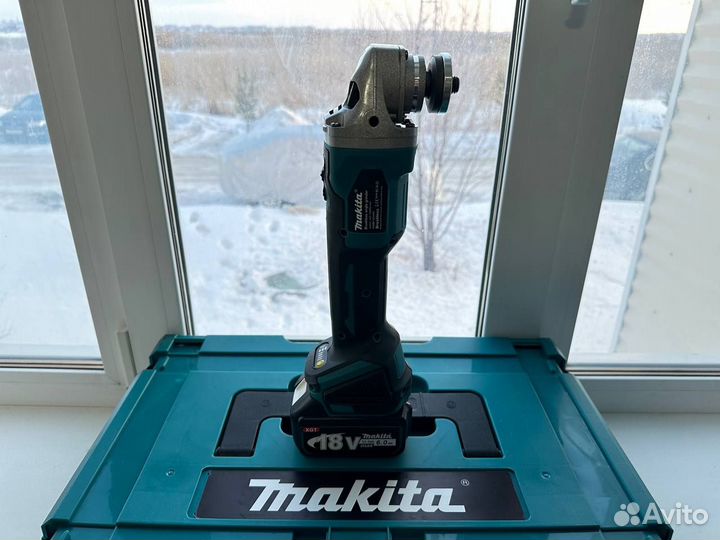 Перфоратор болгарка гайковерт шуруповерт Makita