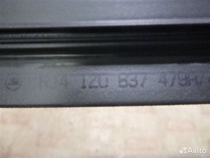 Уплотнитель стекла двери бархотка передний правый