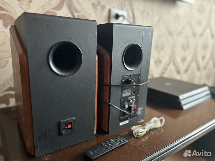 Колонки 2.0 F&D R60BT