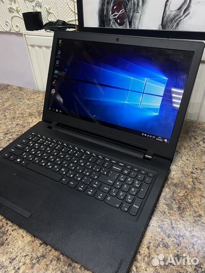 Ноутбук lenovo