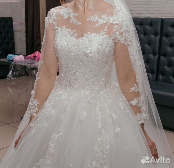 Свадебное платье