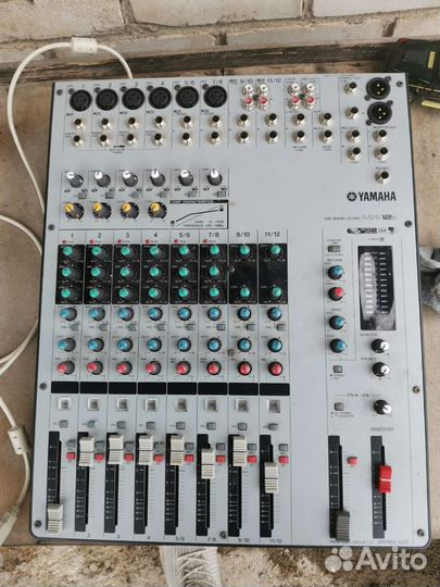Микшерный пульт