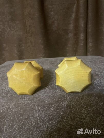 Новая дверная ручка деревянная