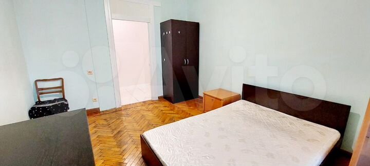 3-к. квартира, 93 м², 3/8 эт.