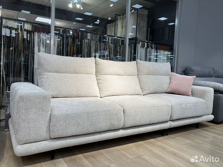 Диван прямой секционный