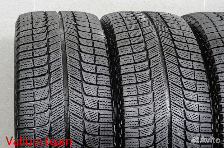 Michelin X-Ice XI3 245/45 R18 100H