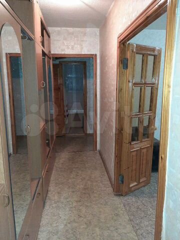 3-к. квартира, 70 м², 1/9 эт.