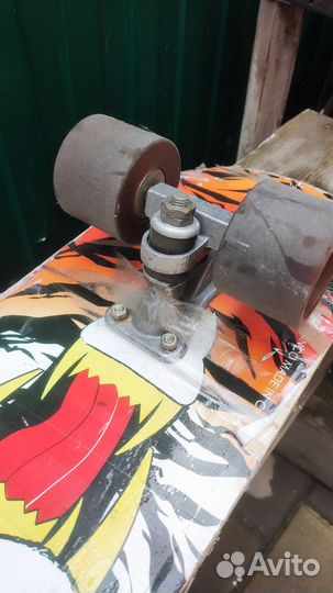 Скейтборд + доп ролики