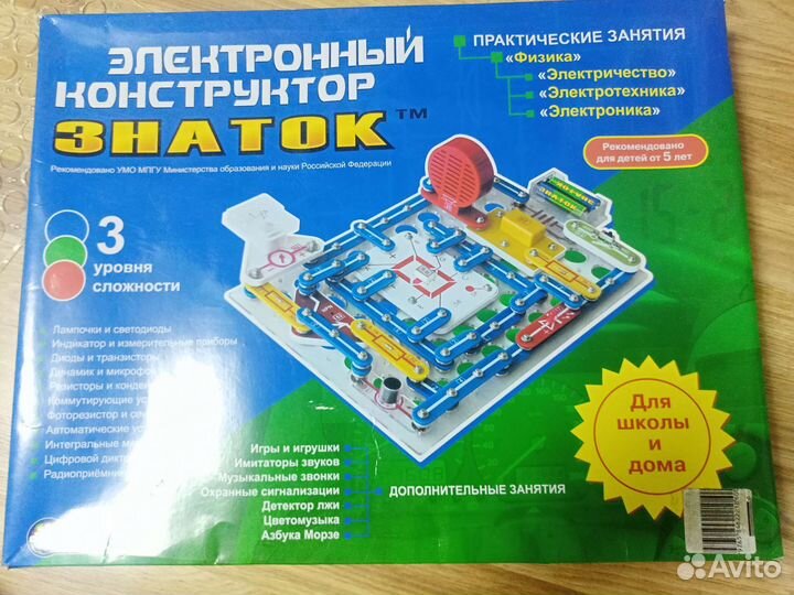 Электронный конструктор Знаток