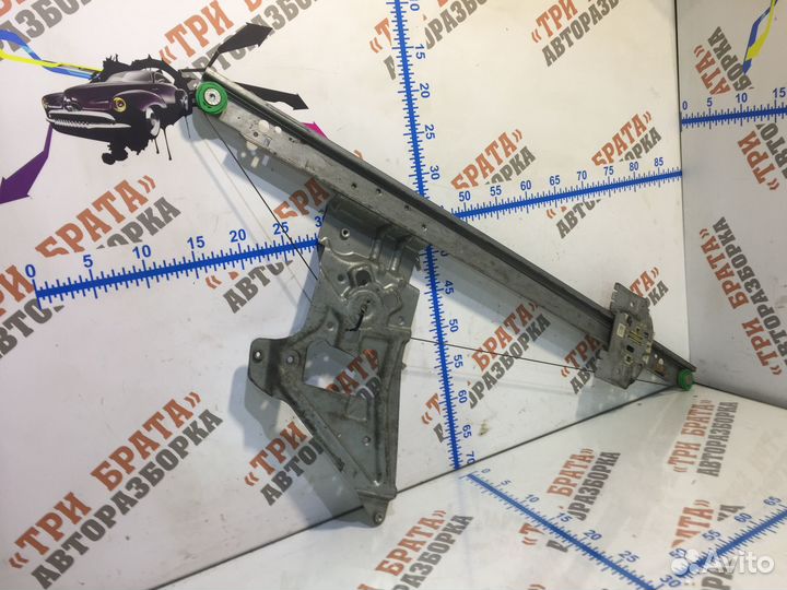 Стеклоподъемник передний (электрический) Лев