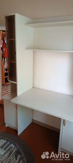 Письменный стол