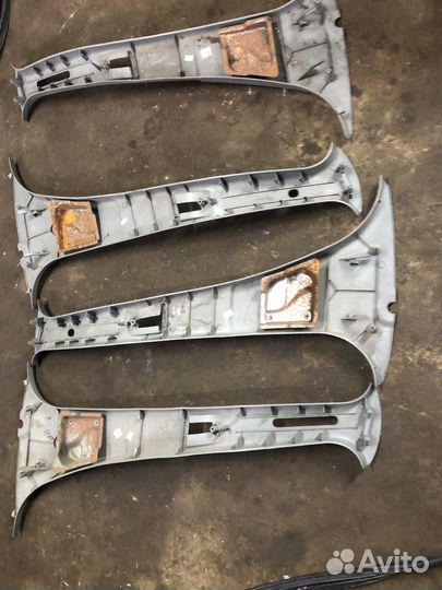 Накладка средней стойки на renault logan