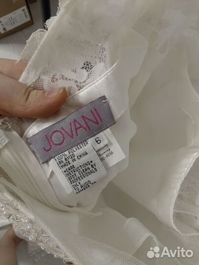 Платье jovani