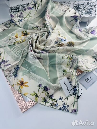 Шелковый платок Dior трекозы