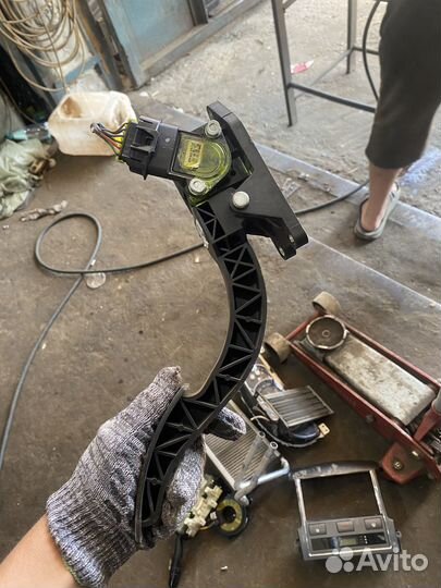 Педаль газа киа соренто 1