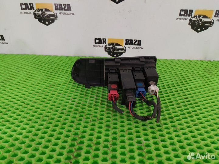 Блок кнопок Kia Magentis