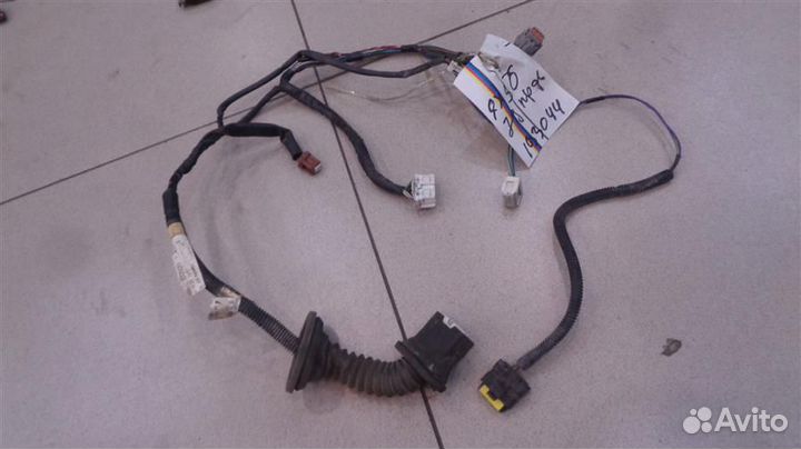 Проводка двери задней правой Infiniti QX56 JA60 2