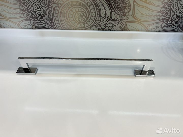 Полотенцедержатель