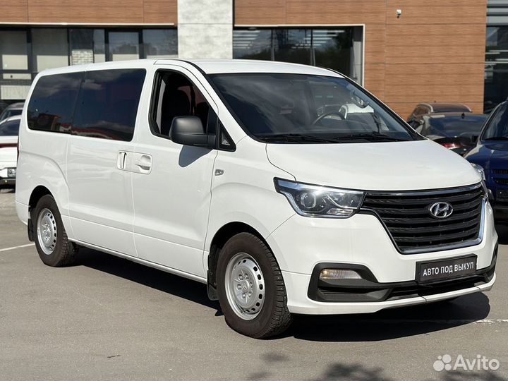 Аренда авто под выкуп минивен Hyundai Starex H-1