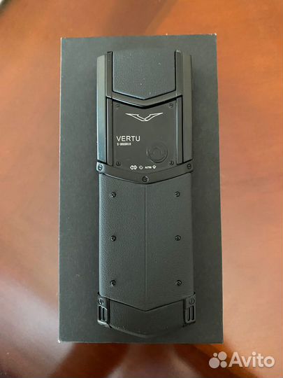 Телефон Vertu