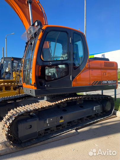 Гусеничный экскаватор DOOSAN DX180NLC, 2023