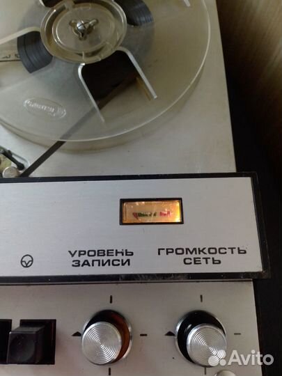 Магнитофон приставка