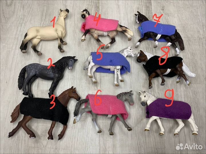 Фигурки лошадей schleich