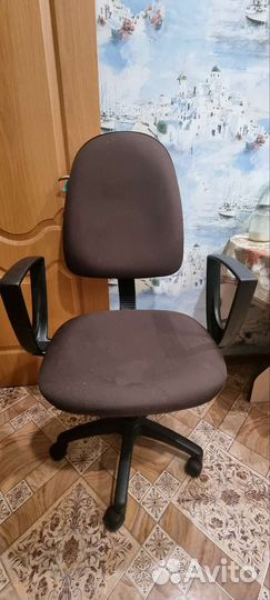 Компьютерное кресло