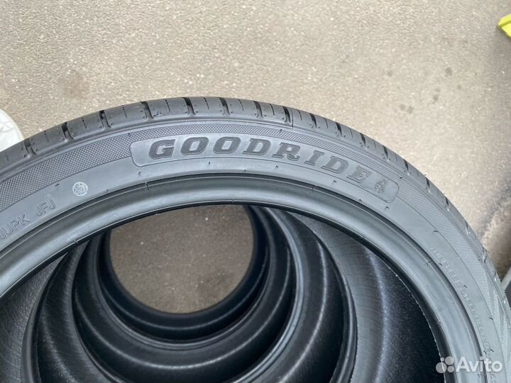 Goodride SA 37 275/45 R21 110Y