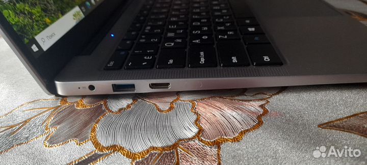 Ноутбук рабочий, очень шустрый, бесшумный