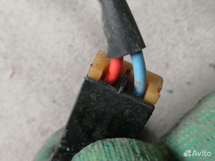 Стеклоподъемн.перед.правый Nissan Primera P11 2000