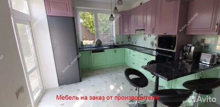 Кухонный гарнитур / Кухни на заказ