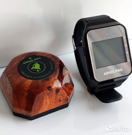 Кнопка вызова официанта с часами-пейджером