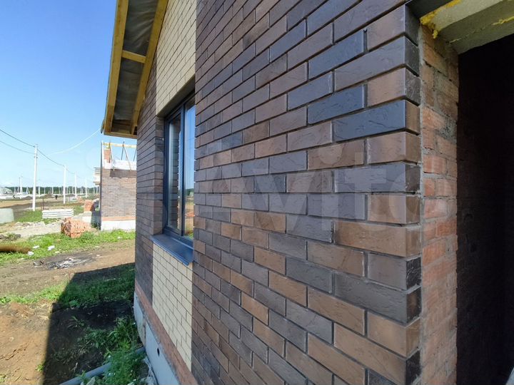 Коттедж 90 м² на участке 6 сот.