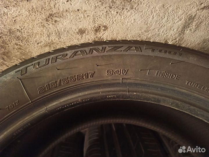 Bridgestone Turanza T001 215/55 R17